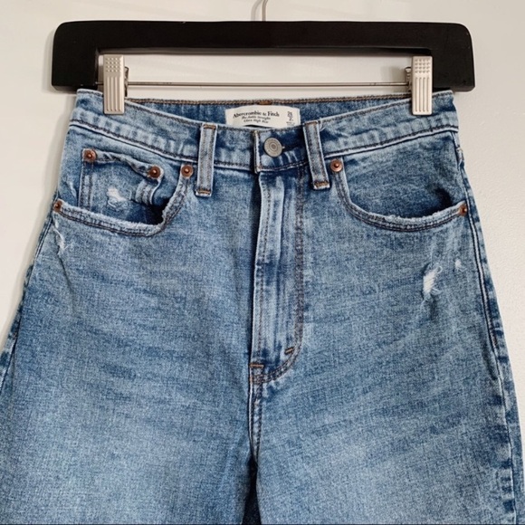 Mid Wash Abercrombie Patchwork Ultra High Rise The Ankle Straight Jean 26S - Picture 7 of 14